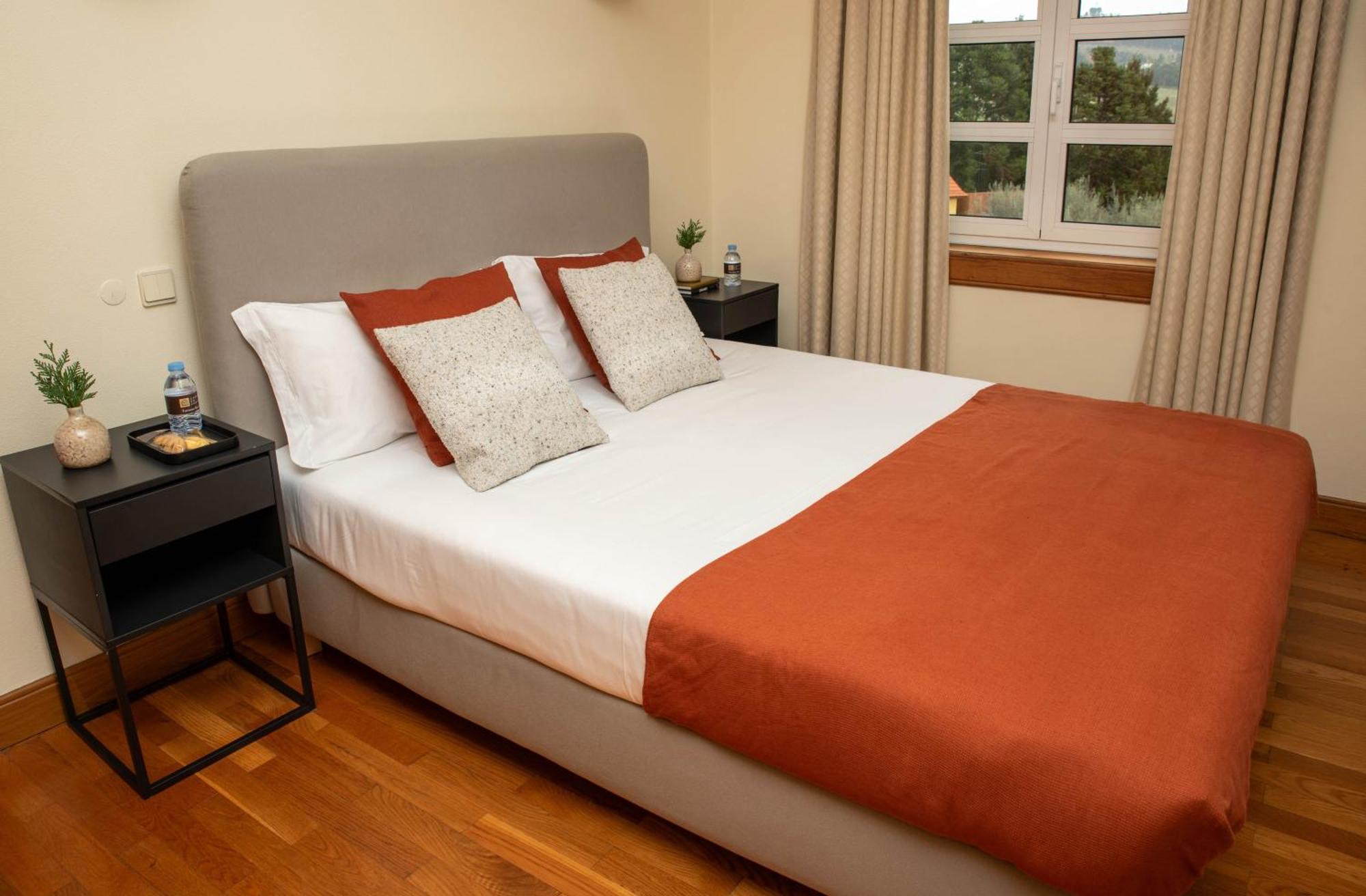 Casas Do Souto Guest House โลซาดา ภายนอก รูปภาพ