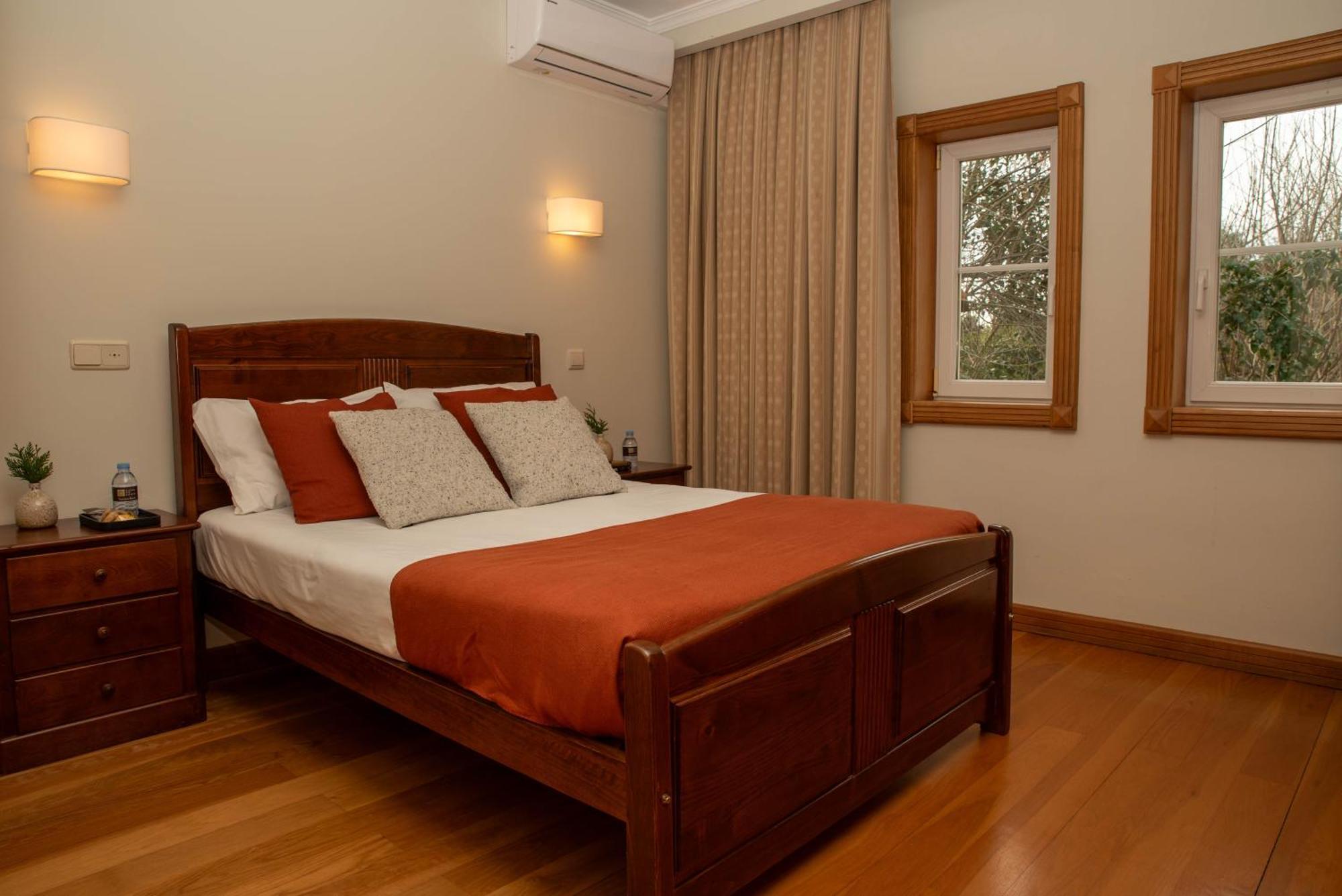 Casas Do Souto Guest House โลซาดา ภายนอก รูปภาพ