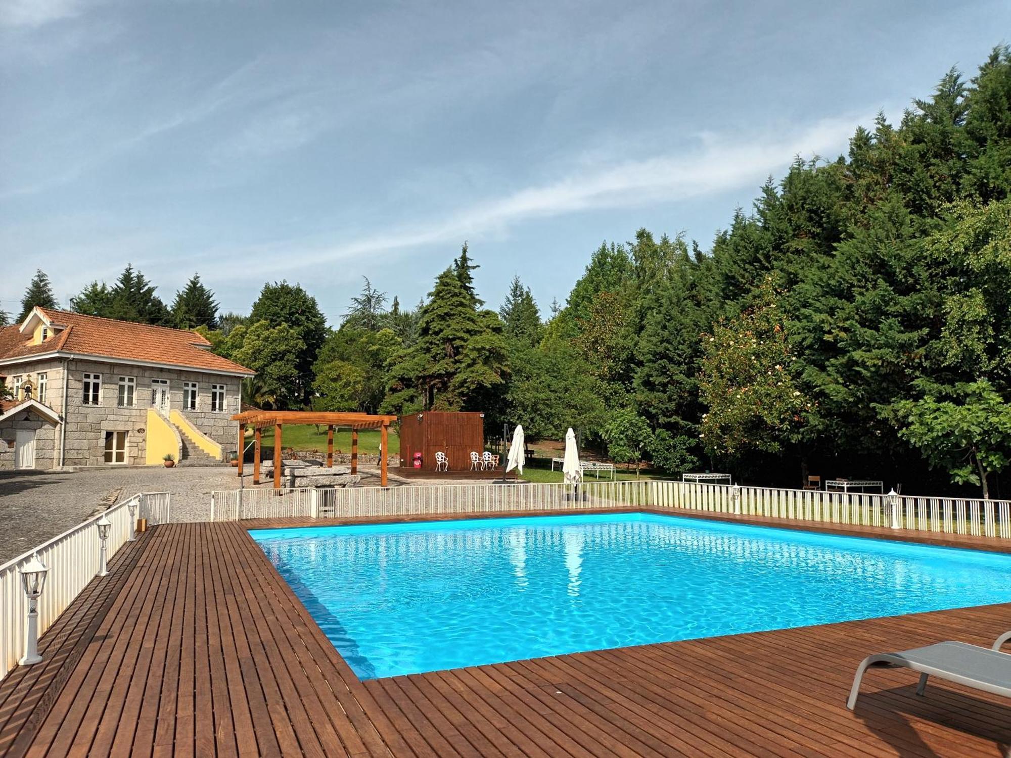Casas Do Souto Guest House โลซาดา ภายนอก รูปภาพ